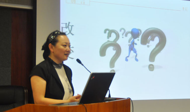 365地產(chǎn)家居網(wǎng)新房頻道資訊社區(qū)部孫云總監(jiān)演講