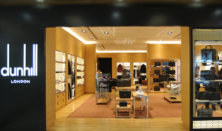 登喜路名品專柜開柜