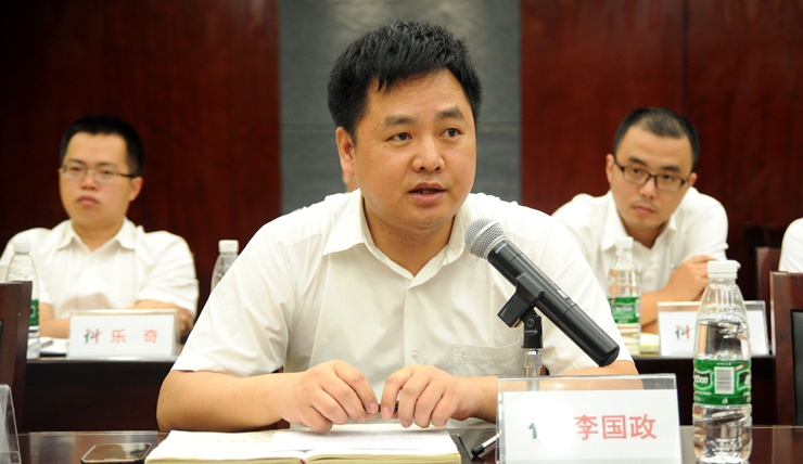 華億城市生活廣場副總經理李國政討論發言