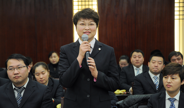 偉晨文化公司總經理孫艷祝全體同仁新春快樂