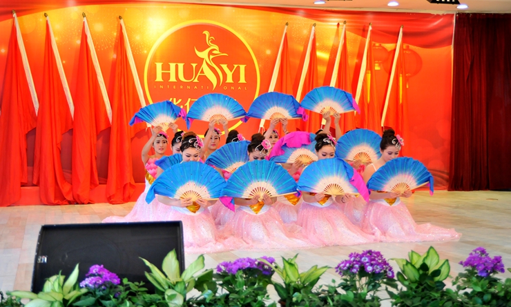 精彩的文藝表演