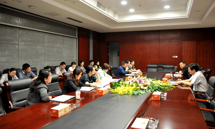 華億集團(tuán)總部各處室開展讀書學(xué)習(xí)分享活動(dòng)