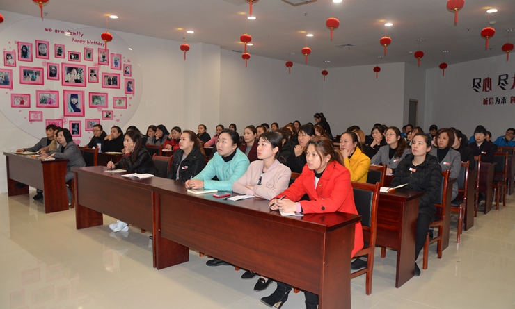 新員工參加消費安全培訓