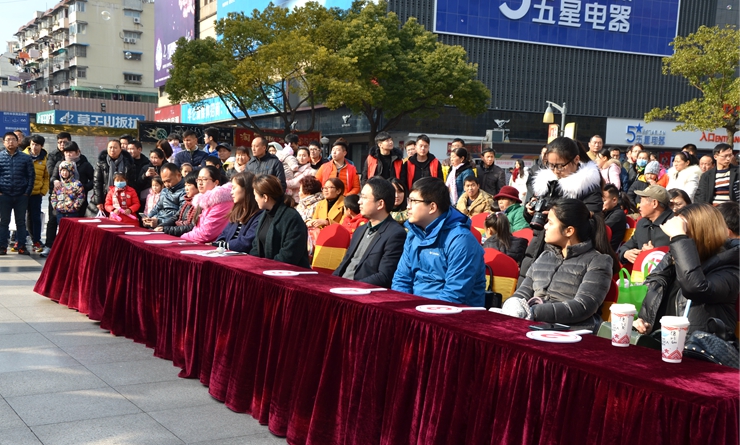 參加愛心拍賣的嘉賓