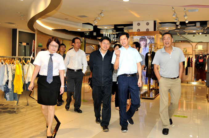 吳勁松副主任一行參觀華億國際