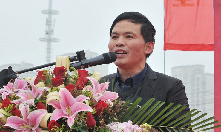 安徽魯班建設(shè)集團(tuán)總裁彭雙春發(fā)表講話