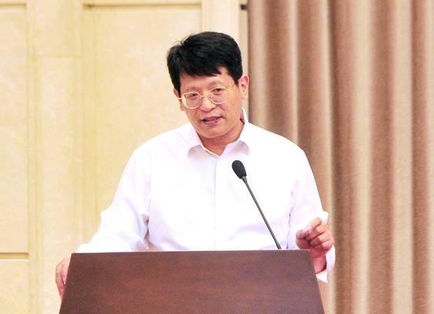 華控建投集團黨委書記吳子敬講話